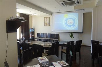 Albizia Hotel 3*